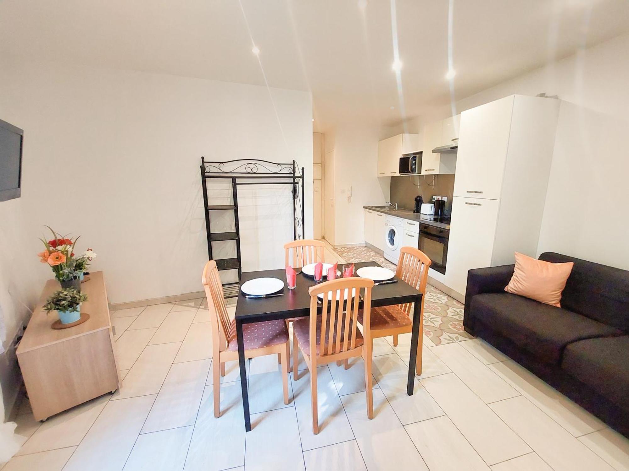 Charmant Appartement Pres Du Marche, Gare Et Port A 5Mn ツーロン エクステリア 写真